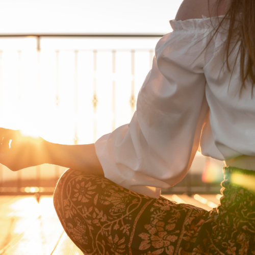 Práticas simples como meditação, respiração e gratidão melhoram o foco e trazem clareza mental