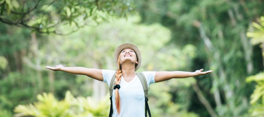 Sentir a conexão profunda entre natureza e saúde mental pode trazer uma sensação incomparável de bem-estar e liberdade.
